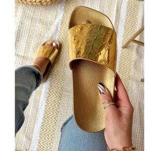 !! NEW !! Comfy Square Toe Metallic Slides in Gold